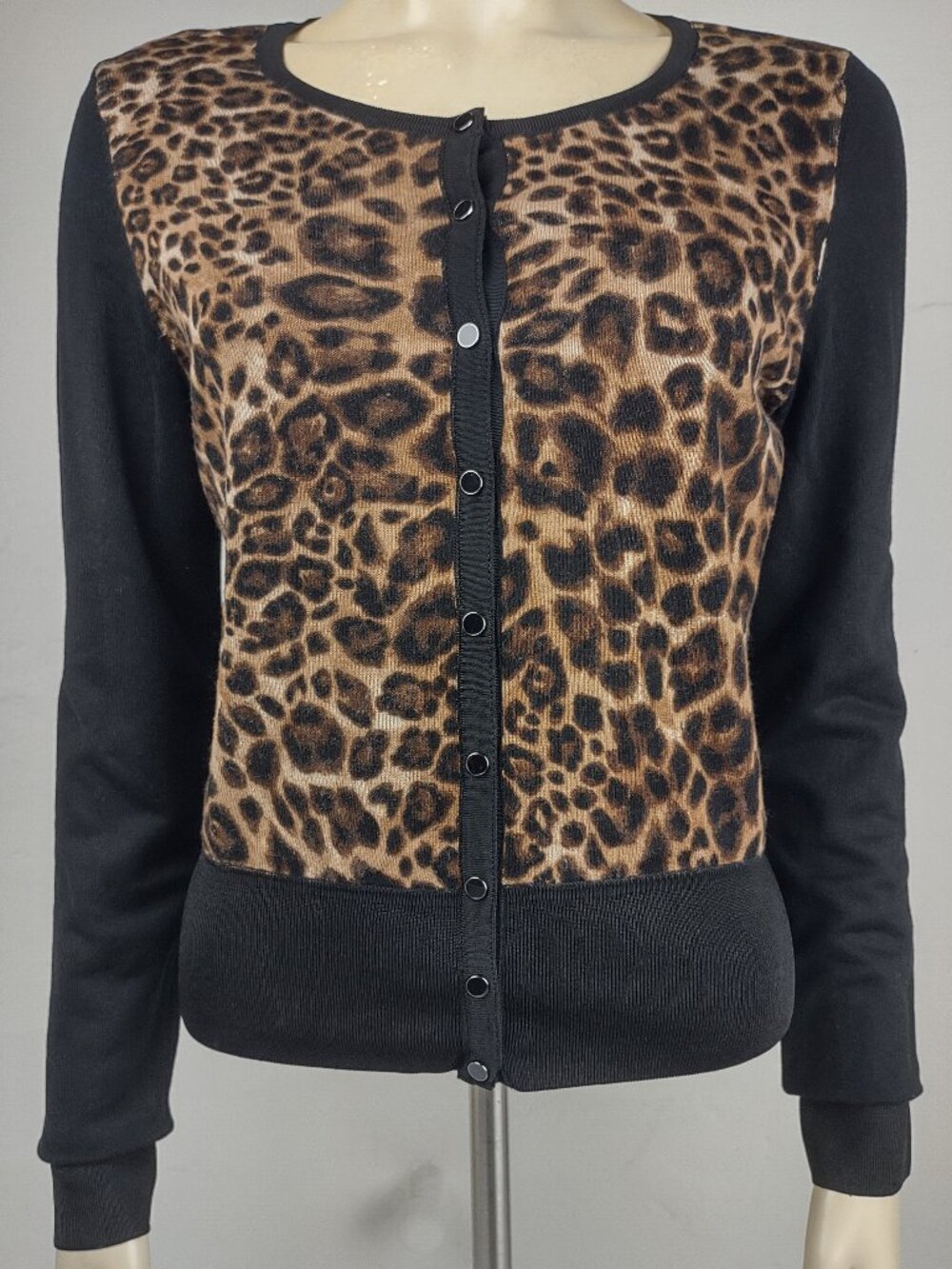 NWT White House Black Market WHBM black animal print button front cardigan Small